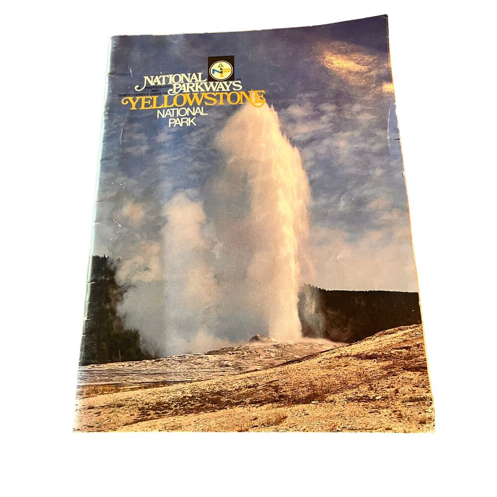 Yellowstone- National Parkways National Parks 1970s Souvenir Guide Book